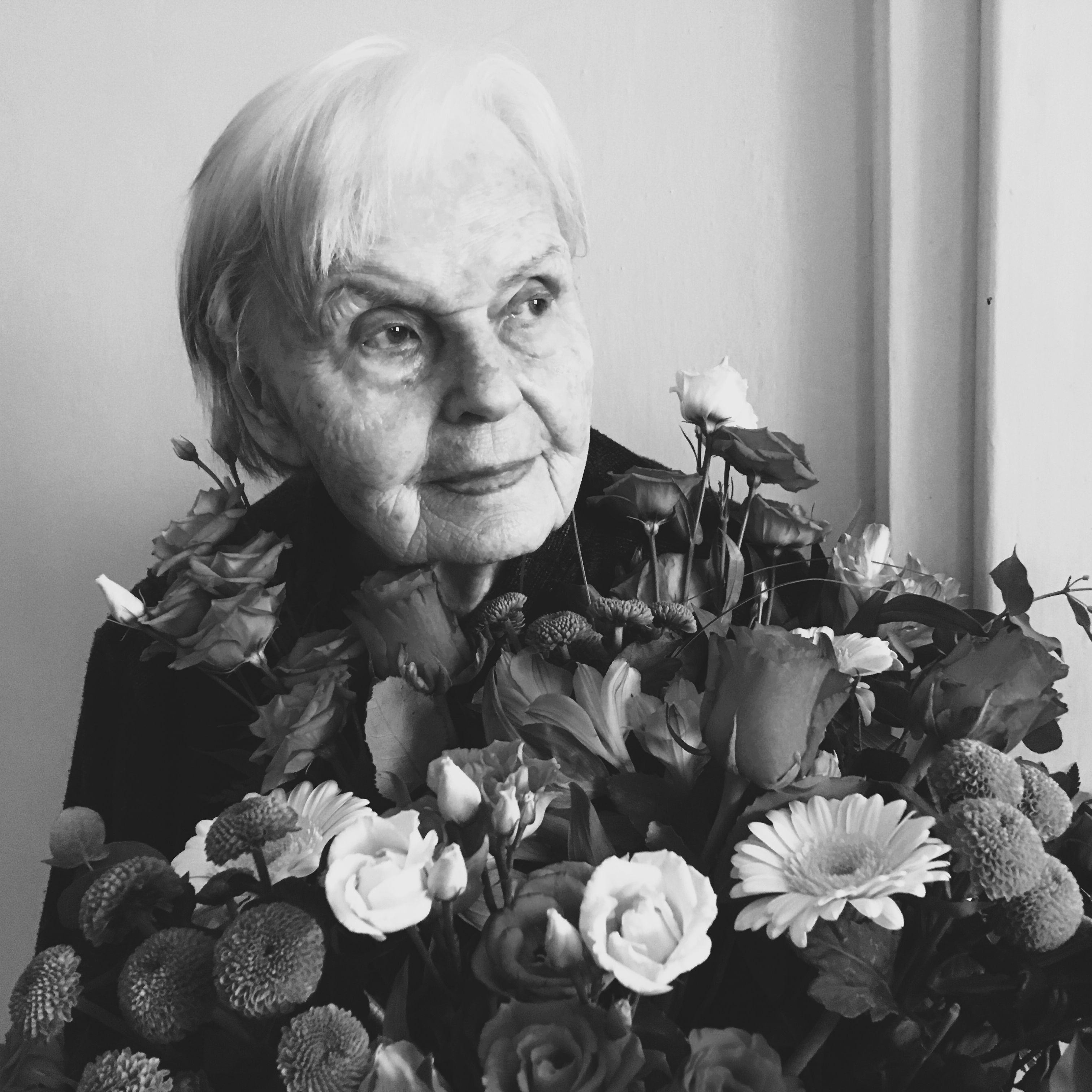 miniaturka dla wpisu o tytule: Msze św. żałobne za duszę śp. prof. dr hab. Józefy Kobylińskiej